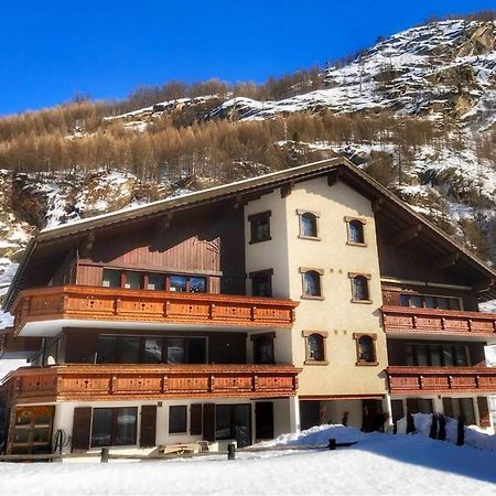 Apartmenthaus Sunshine Saas-Grund Buitenkant foto