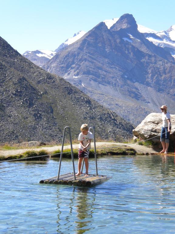 Apartmenthaus Sunshine Saas-Grund Kamer foto