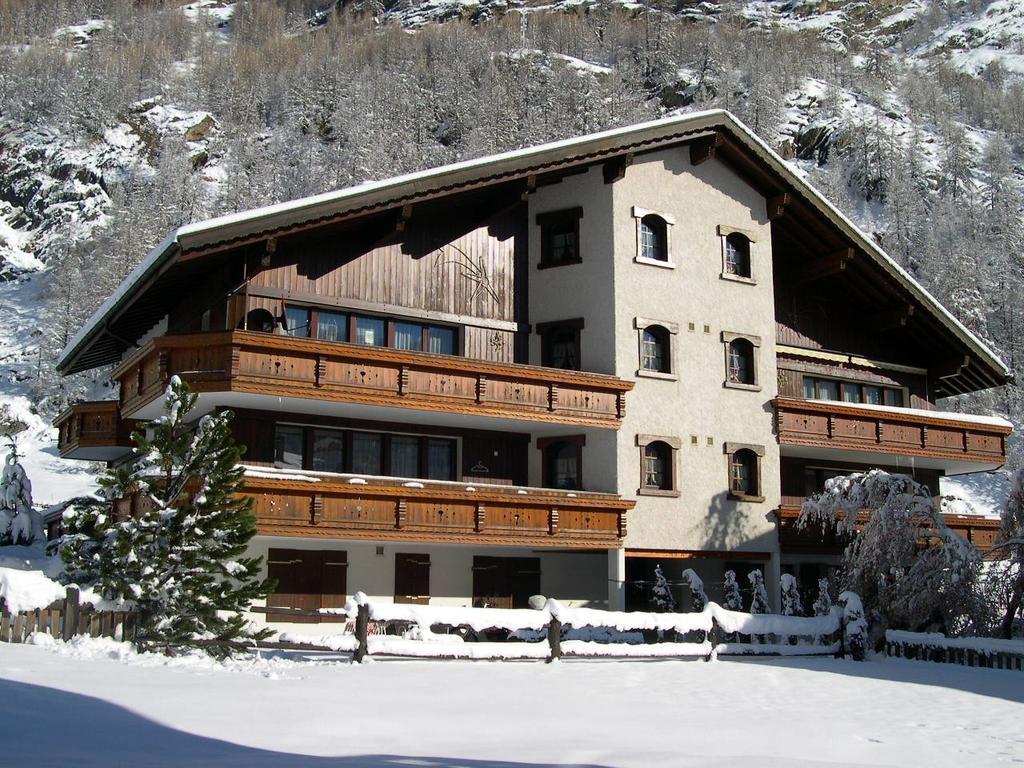 Apartmenthaus Sunshine Saas-Grund Buitenkant foto